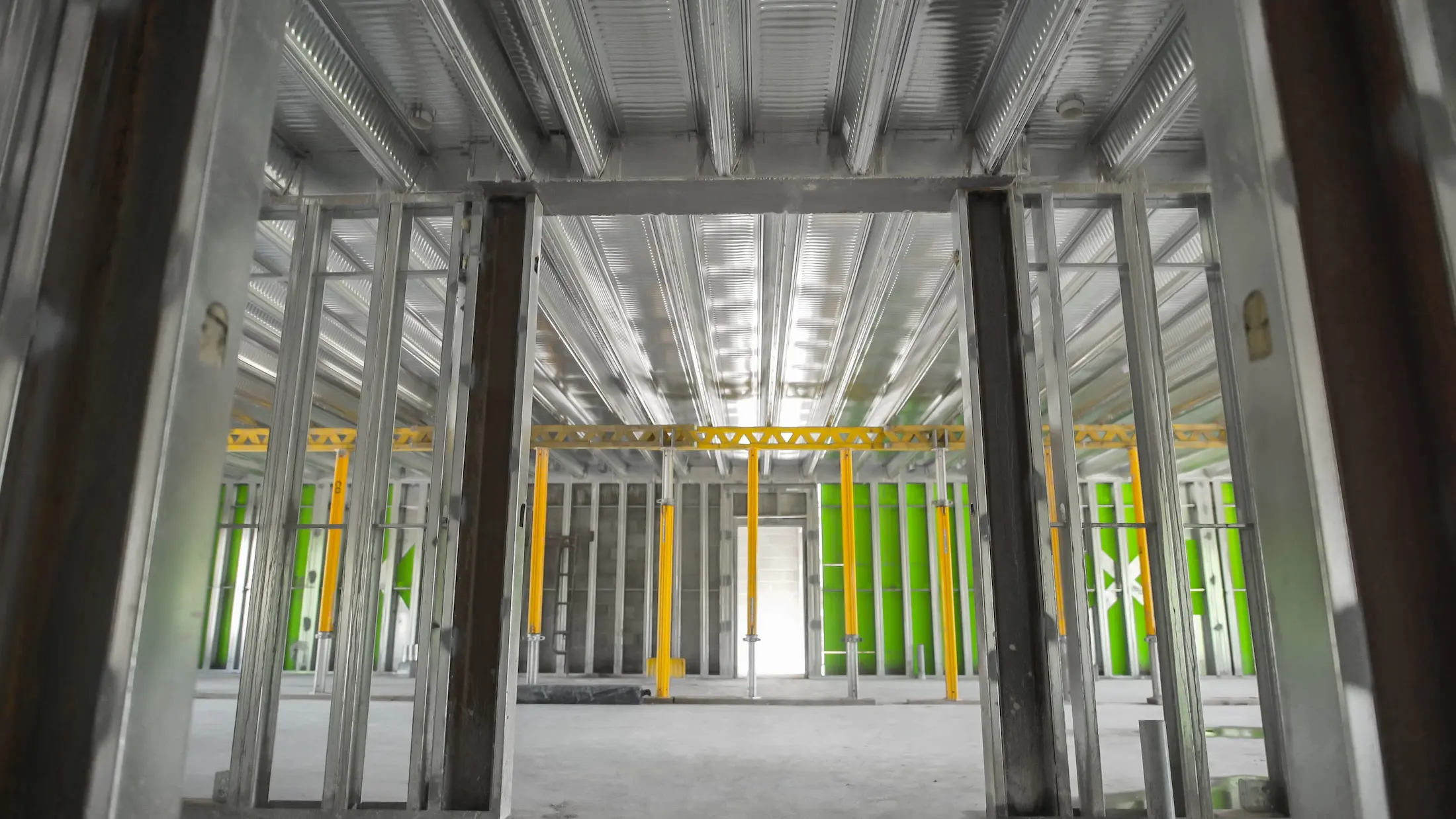 Light-gauge steel superstructures